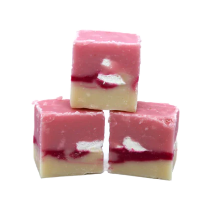 Boozy Eton Mess Fudge
